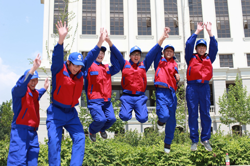 云南万通汽修学校让学生在快乐中成就精湛技能