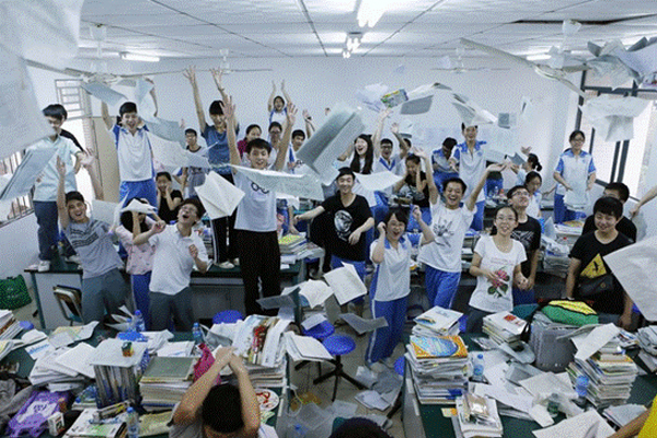 高考只是人生中众多考试中的一场考试.jpg