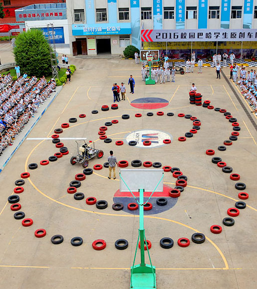 云南万通自制沙滩车比赛