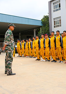 云南万通自制沙滩车